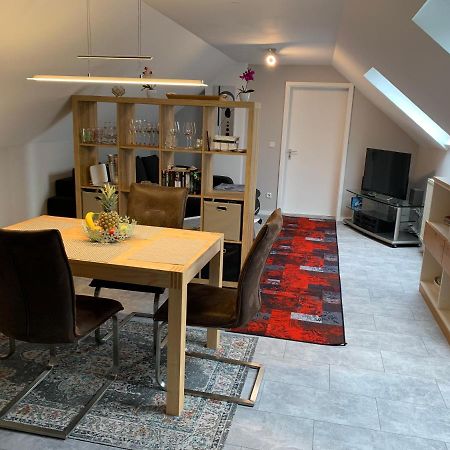 Ferienwohnung Sunny - Moderne Ferienwohnung Im Gruenen In Saarbruecken-West Εξωτερικό φωτογραφία