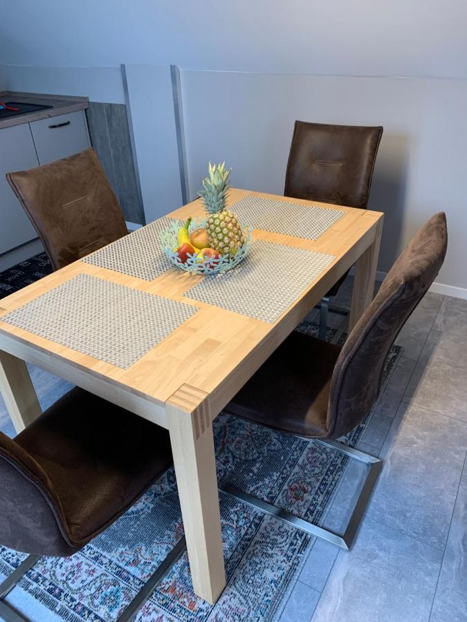 Ferienwohnung Sunny - Moderne Ferienwohnung Im Gruenen In Saarbruecken-West Εξωτερικό φωτογραφία